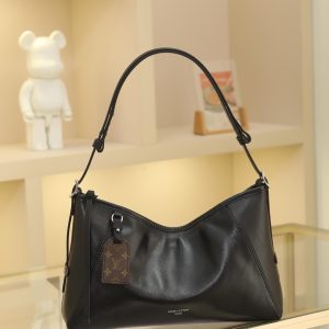 36 x 19 x 0.5 cm (length x height x width)